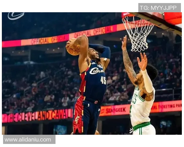 鲁迪戈贝尔：从法兰西的篮球巨星到NBA防守之王的传奇之路